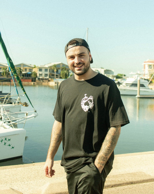 KK FAMILY BLACK TEE